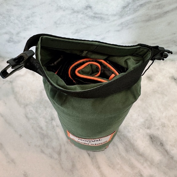 NWT Rumpl x Solo Stove Travel ready & campfire approved NanoLoft Flame Resistant - Picture 13 of 16